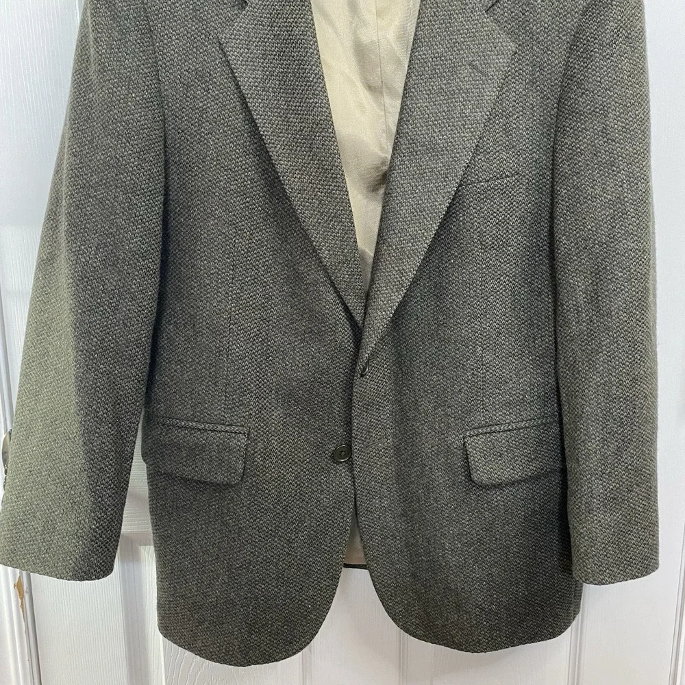 Barrington Tweed Blazer 40S Two Button Sport Coat 100% Wool‎ Brown/Tan Dry Clean